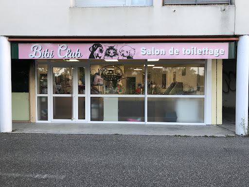 Bibi Club, salon de toilettage sur Groomie.fr et au 100 Av. Dr Jean Bru, 47000 Agen