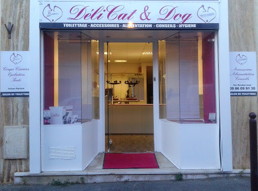 DéliCat & Dog, salon de toilettage sur Groomie.fr et au 23 Rue Fernand Rambert, 13190 Allauch