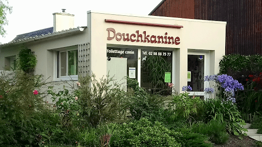 Douchkanine, salon de toilettage sur Groomie.fr et au 10 Rue Paul Cézanne, 29600 Morlaix