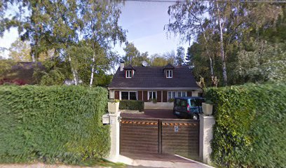 L S Education Canine, salon de toilettage sur Groomie.fr et au 12 Chem. des 4 Piliers, 78490 Grosrouvre