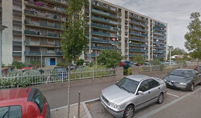 MARIANNE, salon de toilettage sur Groomie.fr et au 6 Rue Charles de Foucauld, 78200 Mantes-la-Jolie