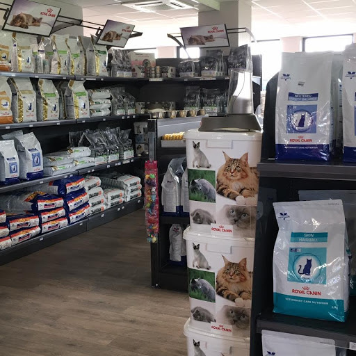 Magasin & Toilettage du Pays de Bray, salon de toilettage sur Groomie.fr et au 2 Rue des Abreuvoirs, 76270 Neufchâtel-en-Bray